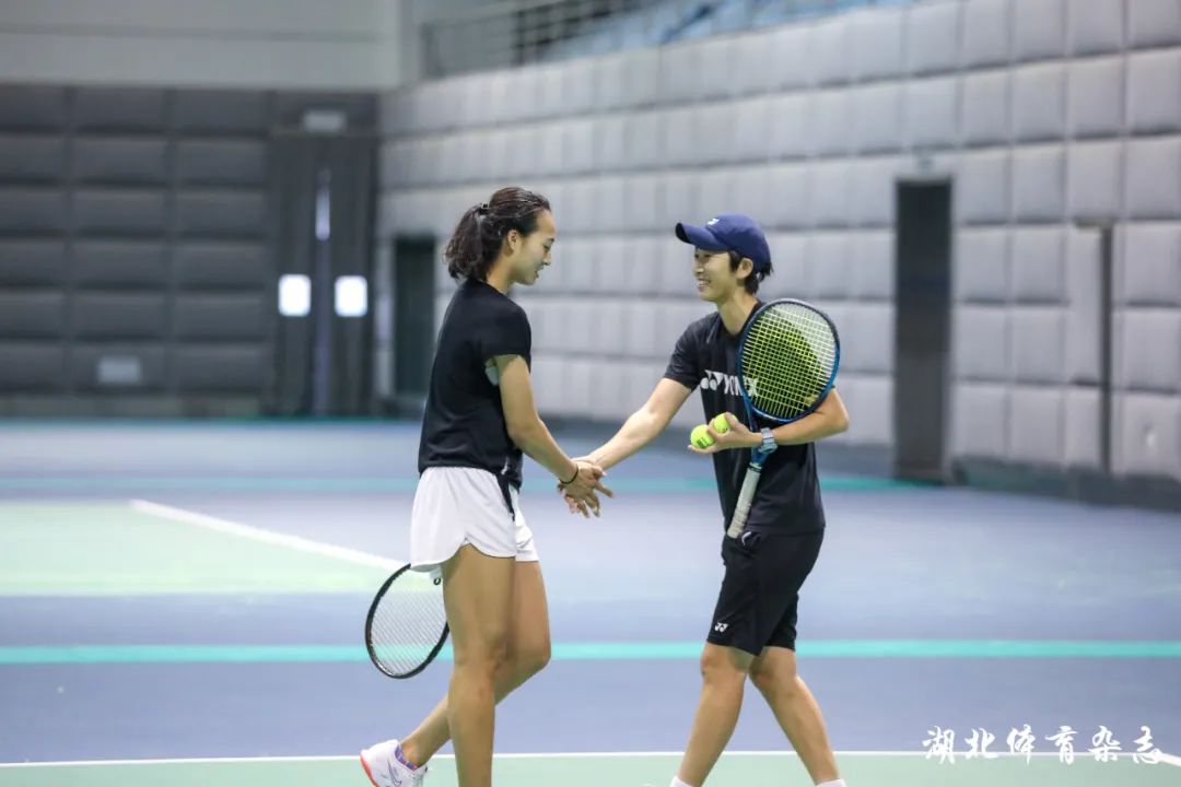 他们需要保 他们需要保