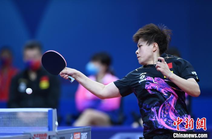 不少网球比 不少网球比