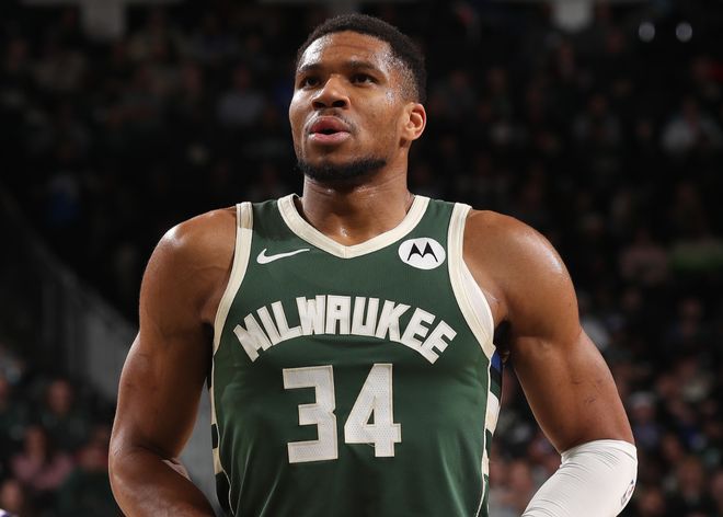 某球队因球 某球队因球